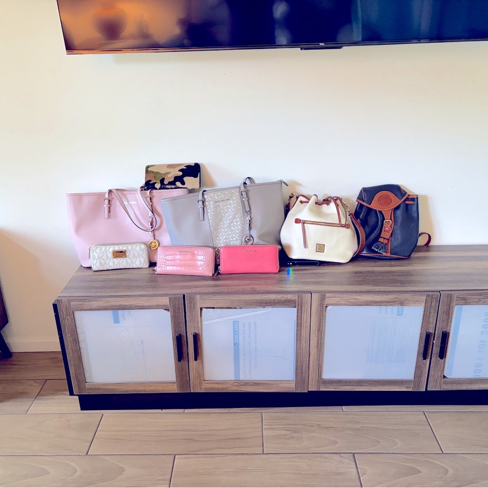 Assorted Handbag Lot - Pink, Gray, Cream, Navy, Camouflage